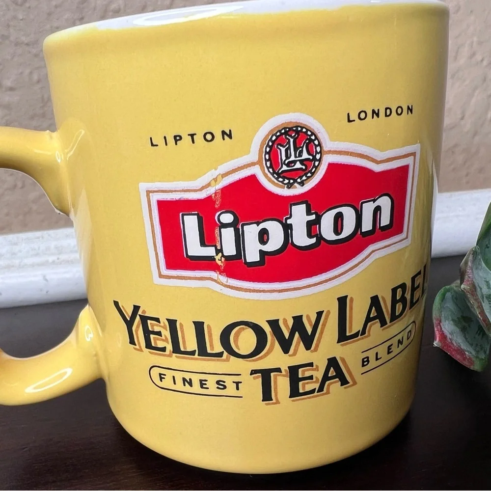 Vintage 1980's Lipton Yellow Label Tea Mug, Finest Blend,Bahrain Fine China